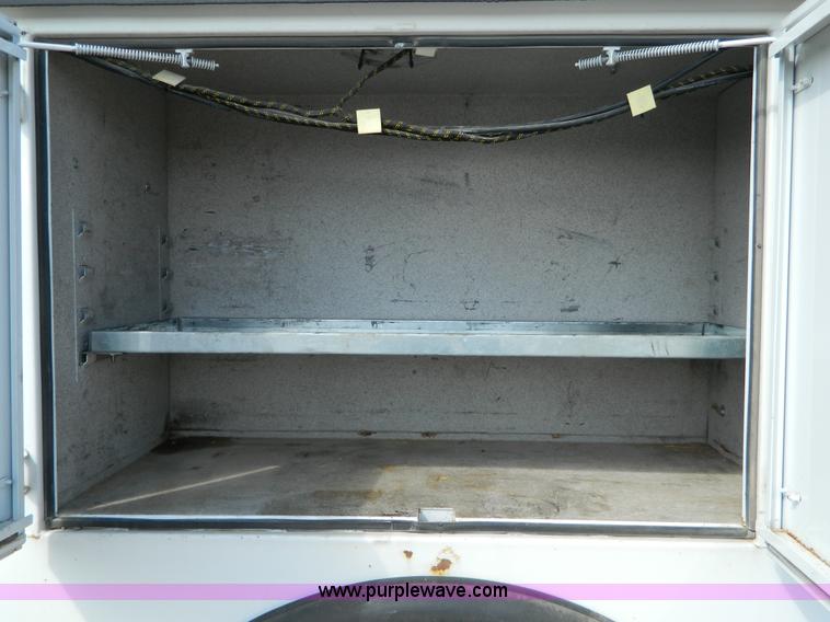 image for item B3927 2007 Ford F550 XL Super Duty service truck