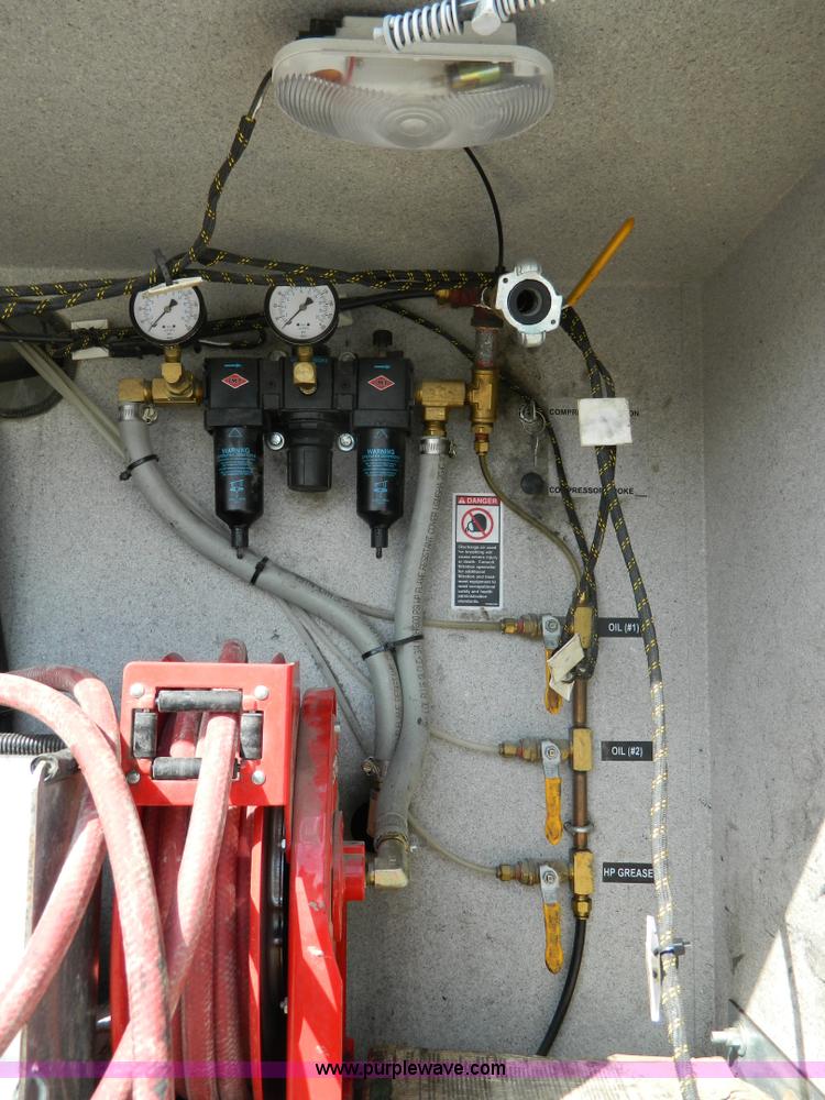 image for item B3927 2007 Ford F550 XL Super Duty service truck