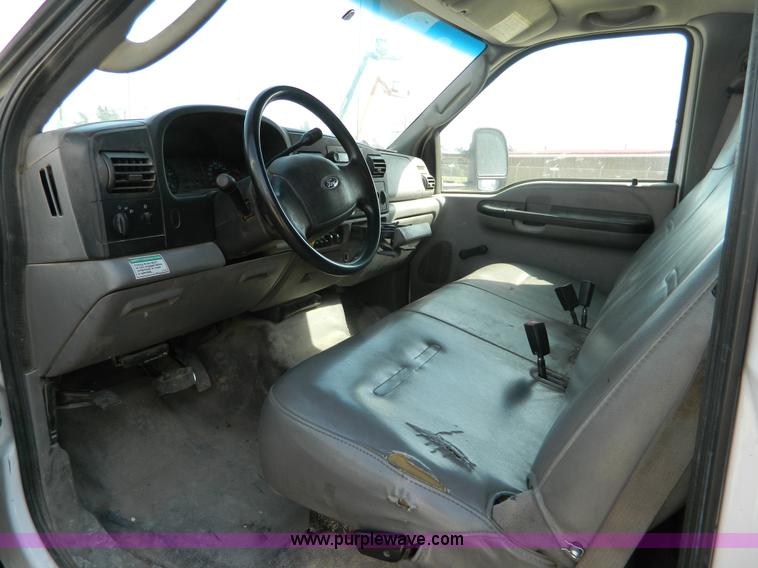 image for item B3927 2007 Ford F550 XL Super Duty service truck