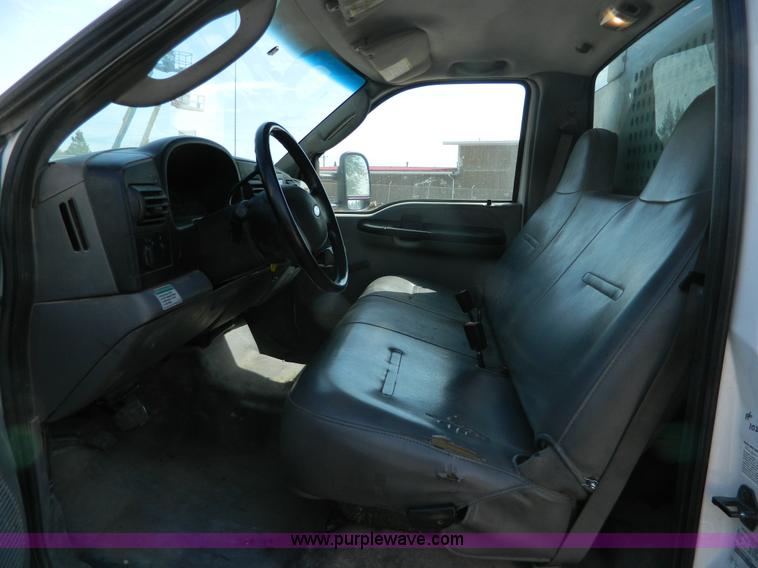 image for item B3927 2007 Ford F550 XL Super Duty service truck