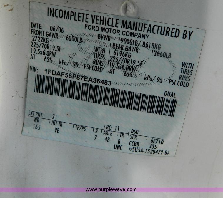 image for item B3927 2007 Ford F550 XL Super Duty service truck