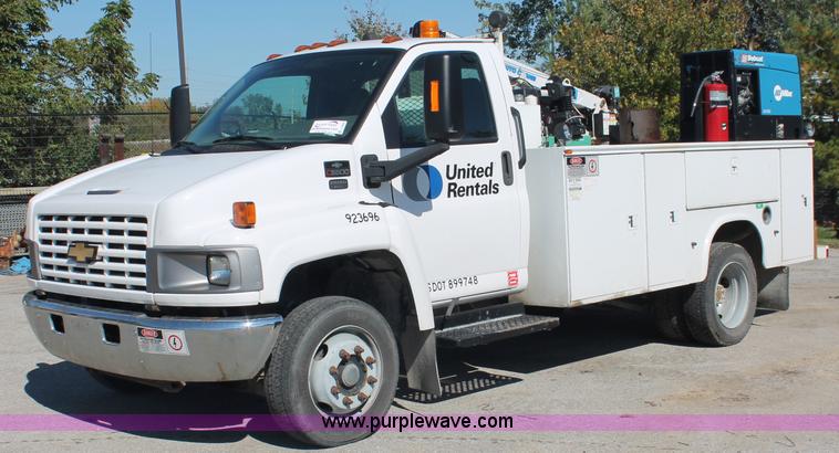 image for item C2904 2006 Chevrolet C5500 service truck