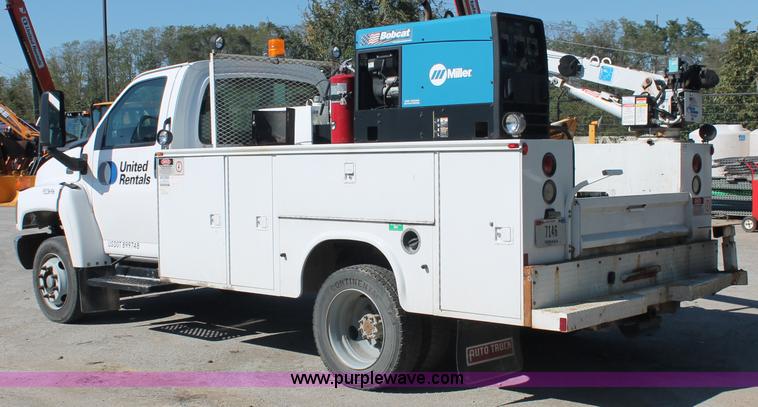 image for item C2904 2006 Chevrolet C5500 service truck