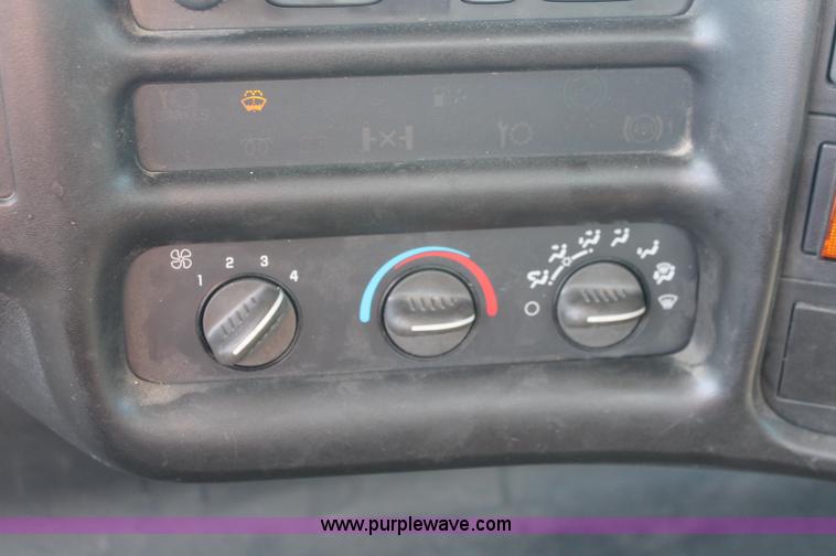 image for item C2904 2006 Chevrolet C5500 service truck