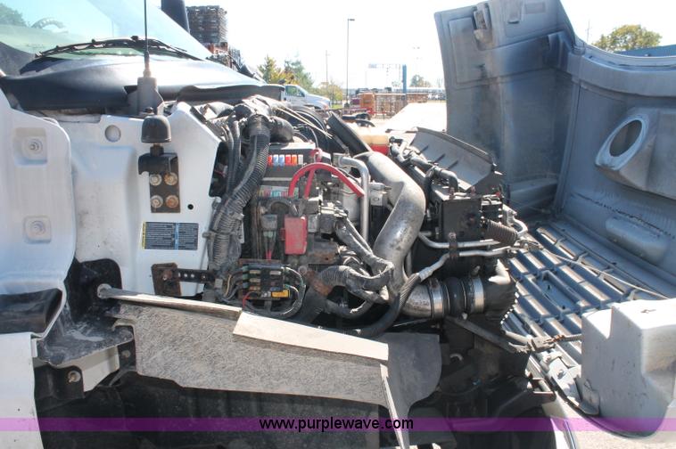 image for item C2904 2006 Chevrolet C5500 service truck