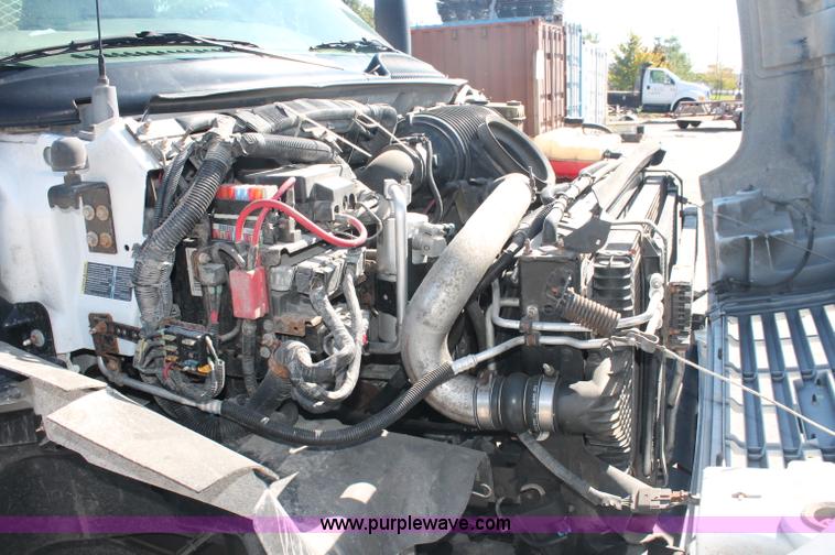 image for item C2904 2006 Chevrolet C5500 service truck