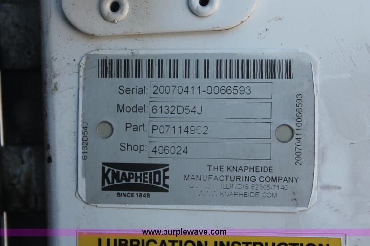 image for item C2904 2006 Chevrolet C5500 service truck