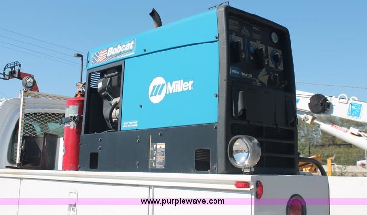 image for item C2904 2006 Chevrolet C5500 service truck