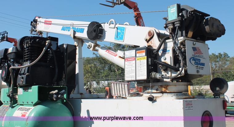 image for item C2904 2006 Chevrolet C5500 service truck