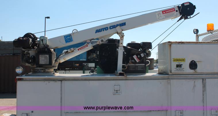 image for item C2904 2006 Chevrolet C5500 service truck