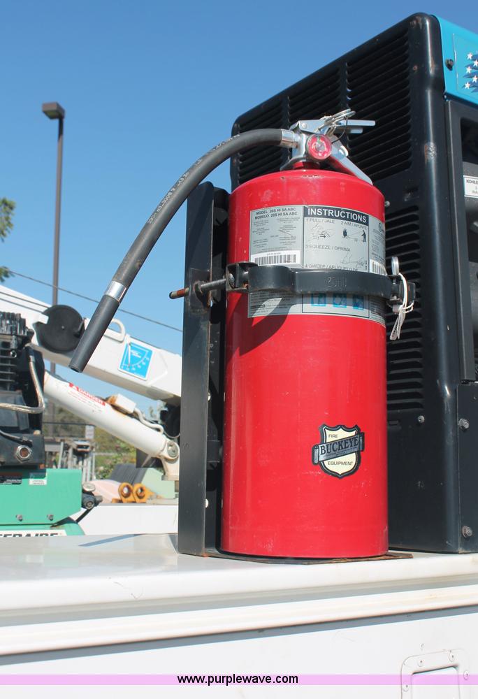 image for item C2904 2006 Chevrolet C5500 service truck