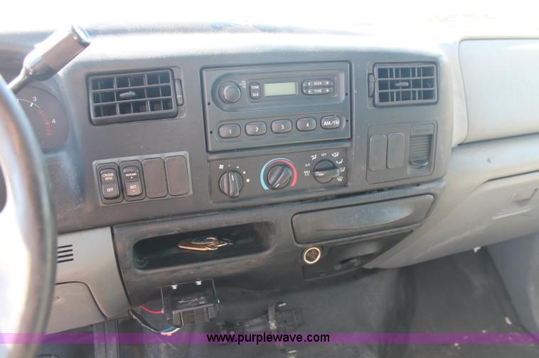 image for item C2905 2005 Ford F650 flatbed dump truck