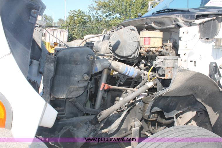 image for item C2905 2005 Ford F650 flatbed dump truck