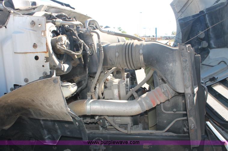 image for item C2905 2005 Ford F650 flatbed dump truck