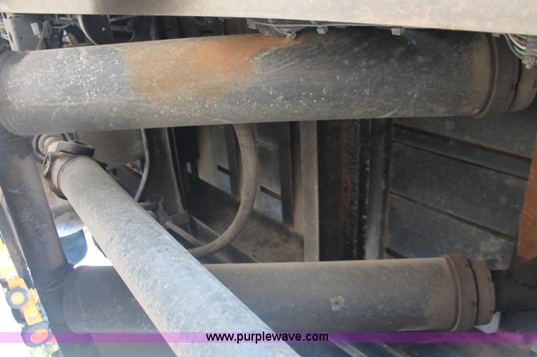 image for item C2905 2005 Ford F650 flatbed dump truck