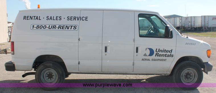 image for item C2906 2007 Ford Econoline E350 cargo van