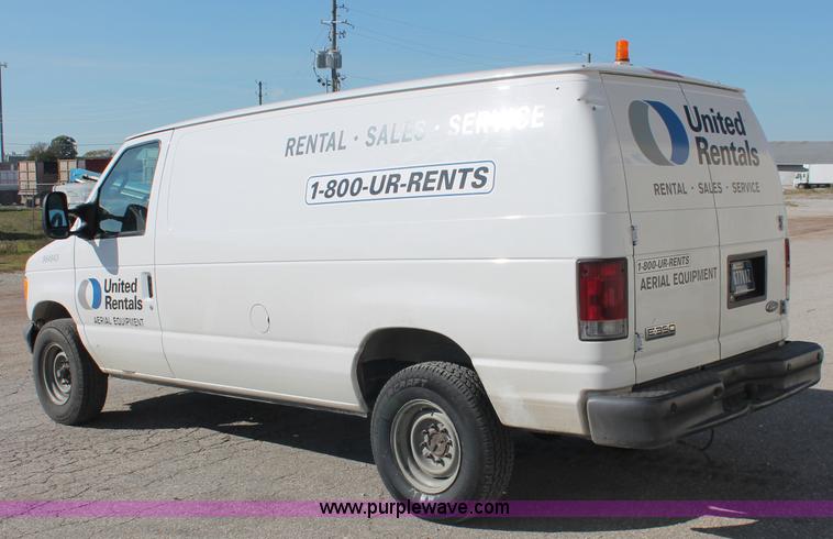 image for item C2906 2007 Ford Econoline E350 cargo van