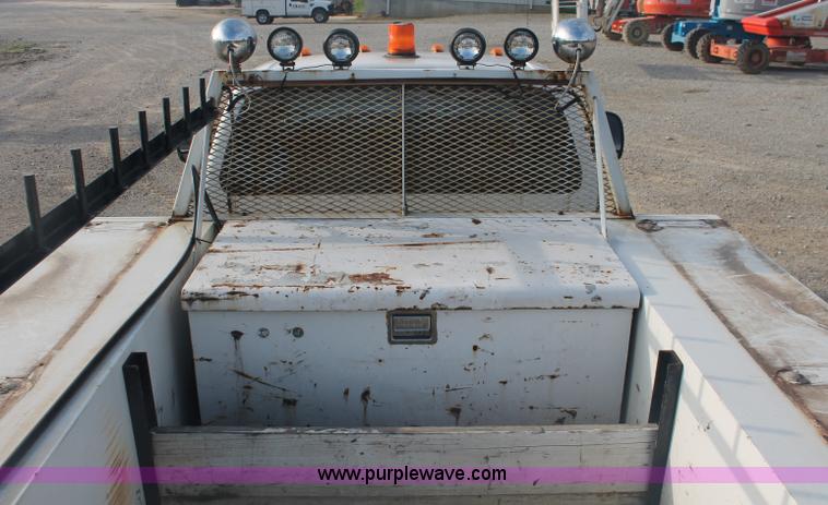 image for item C2908 2007 Ford F550 Super Duty service truck