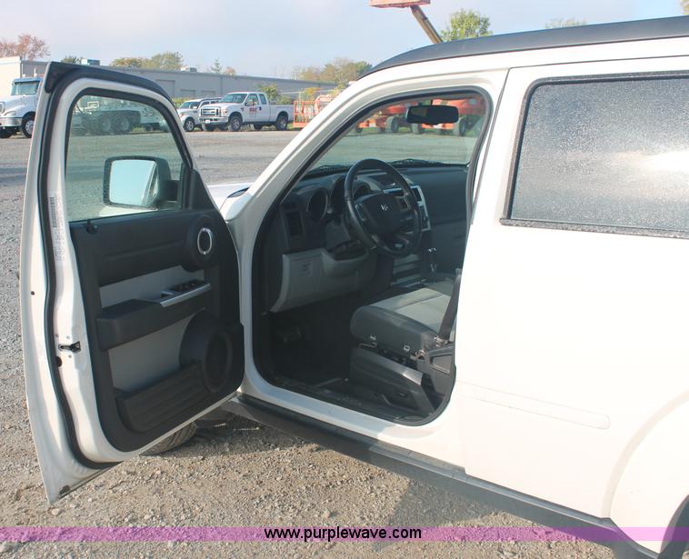 image for item C2909 2008 Dodge Nitro SLT SUV