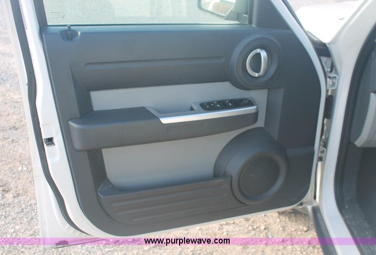 image for item C2909 2008 Dodge Nitro SLT SUV