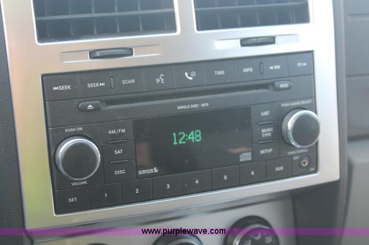 image for item C2909 2008 Dodge Nitro SLT SUV