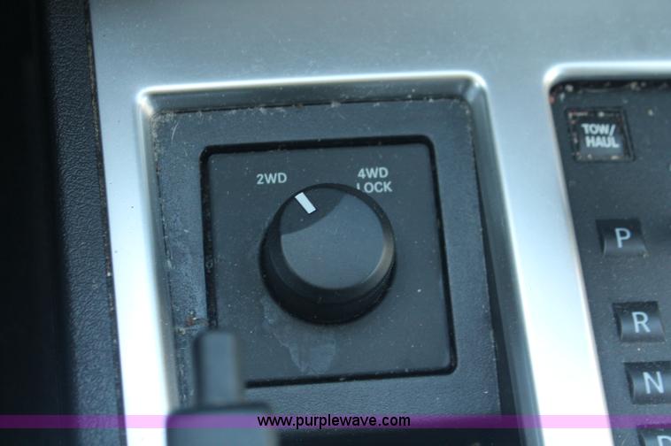 image for item C2909 2008 Dodge Nitro SLT SUV