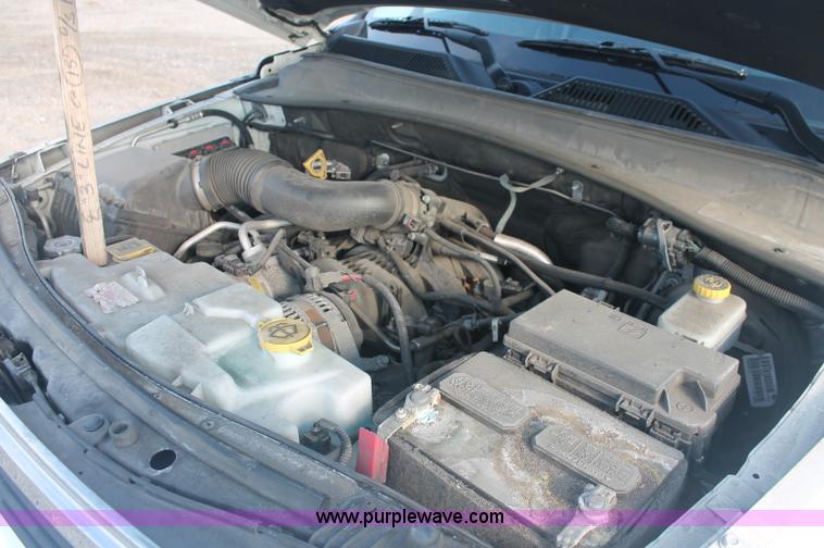 image for item C2909 2008 Dodge Nitro SLT SUV