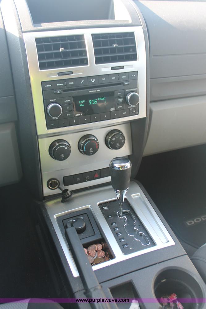 image for item C2910 2008 Dodge Nitro SLT SUV