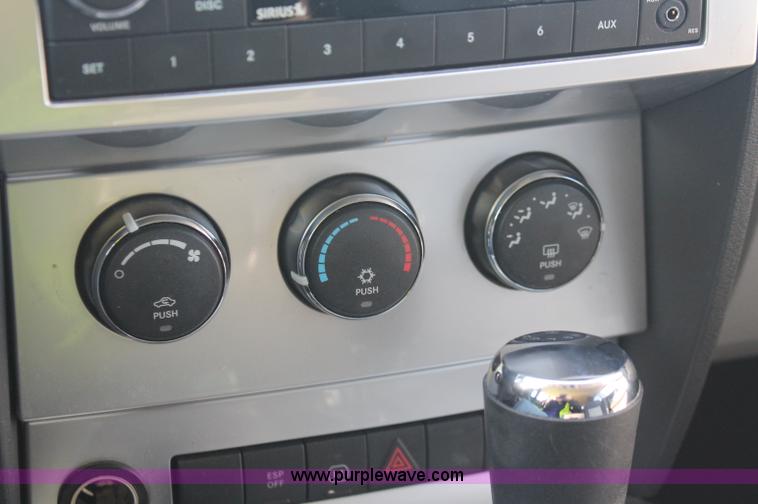 image for item C2910 2008 Dodge Nitro SLT SUV