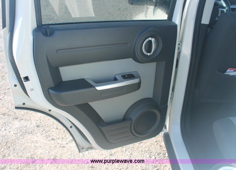 image for item C2910 2008 Dodge Nitro SLT SUV