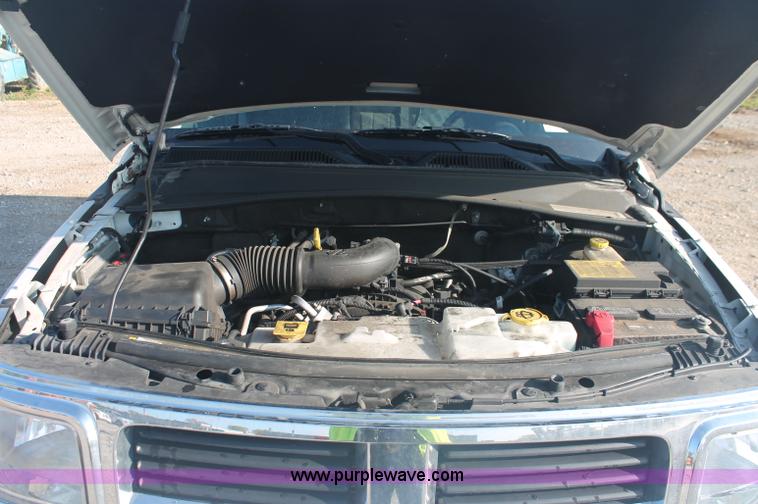 image for item C2910 2008 Dodge Nitro SLT SUV