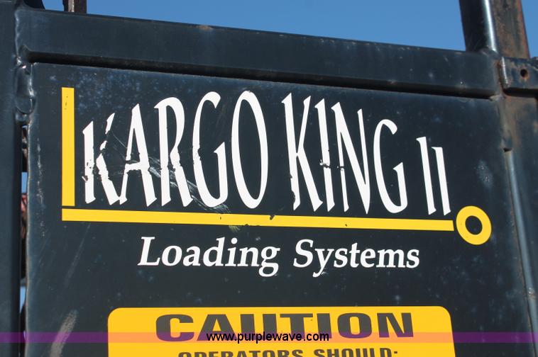 image for item C2911 2007 Ford F650 flatbed rollback truck