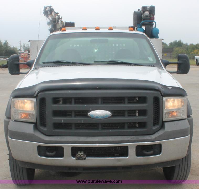 image for item C2931 2005 Ford F550 Super Duty service truck