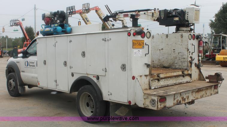 image for item C2931 2005 Ford F550 Super Duty service truck