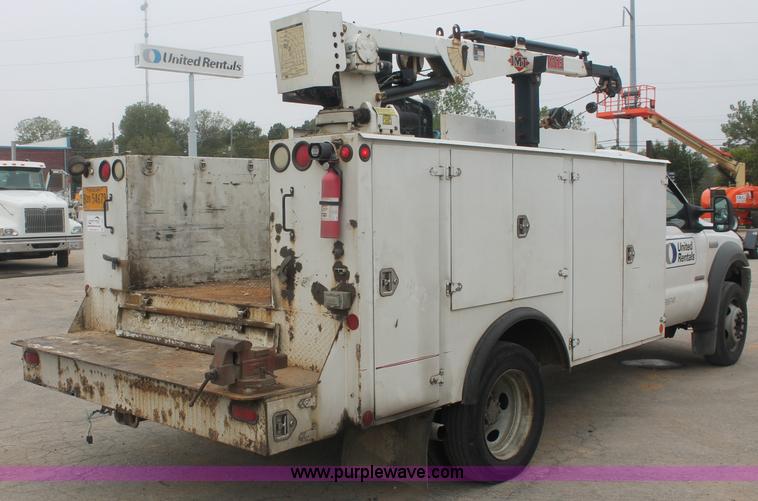 image for item C2931 2005 Ford F550 Super Duty service truck