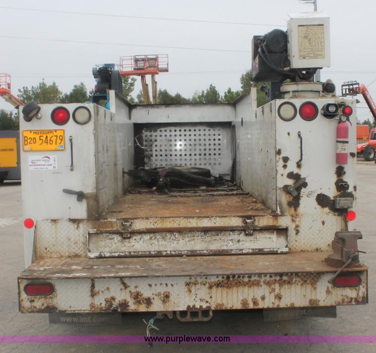 image for item C2931 2005 Ford F550 Super Duty service truck