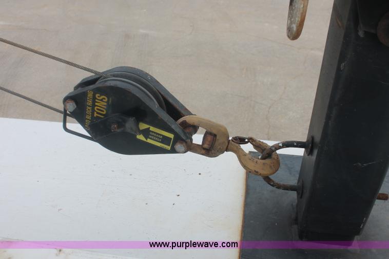 image for item C2931 2005 Ford F550 Super Duty service truck