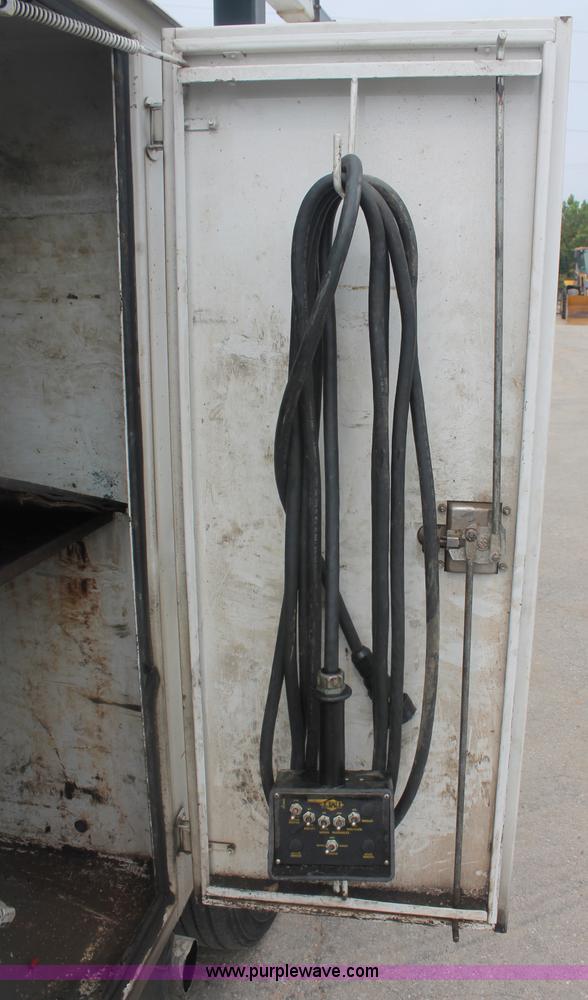 image for item C2931 2005 Ford F550 Super Duty service truck