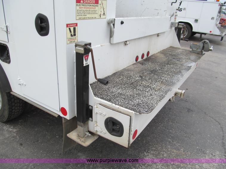 image for item F4608 2007 Ford F550 Super Duty service truck