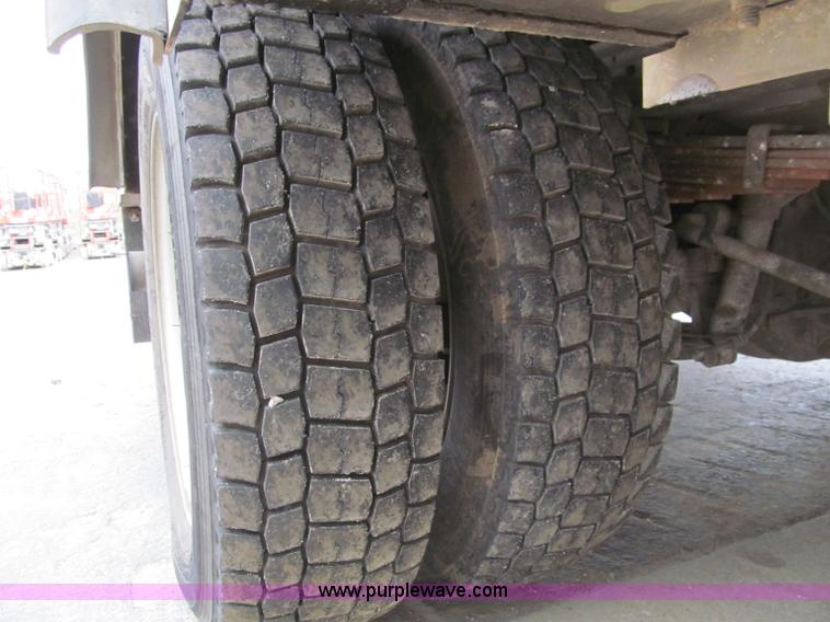 image for item F4608 2007 Ford F550 Super Duty service truck