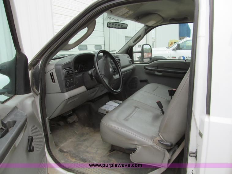image for item F4608 2007 Ford F550 Super Duty service truck