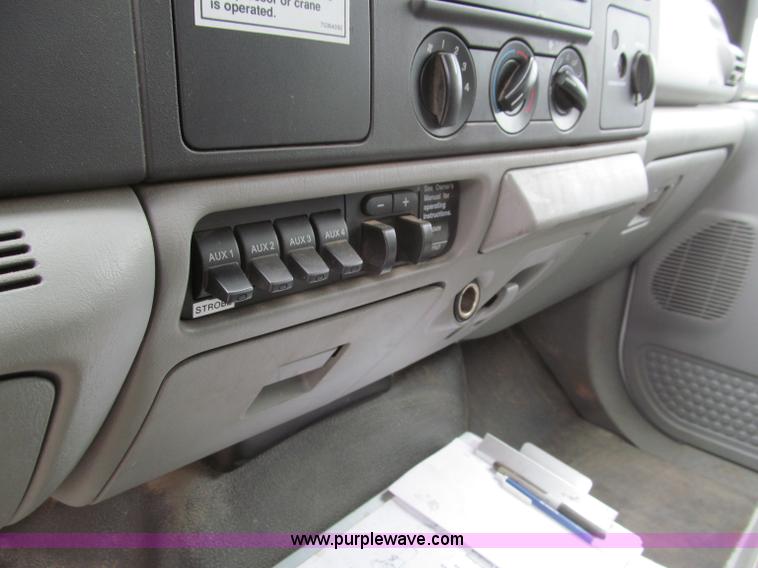 image for item F4608 2007 Ford F550 Super Duty service truck