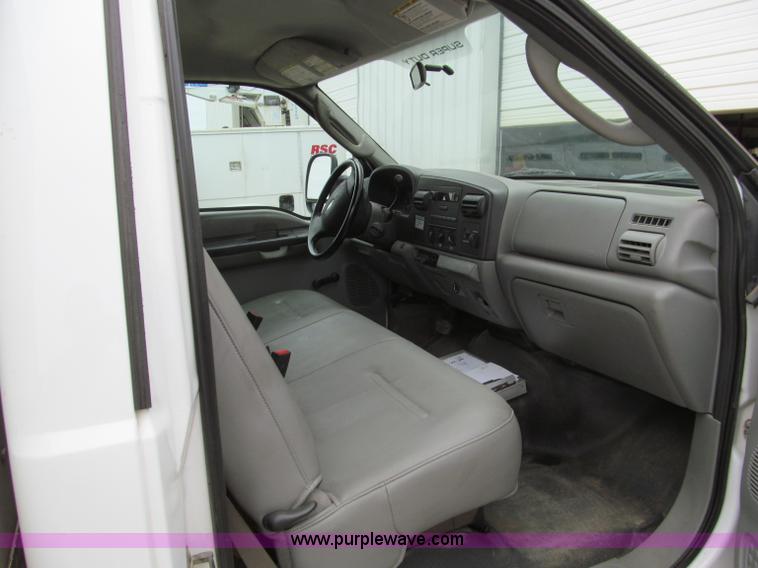 image for item F4608 2007 Ford F550 Super Duty service truck