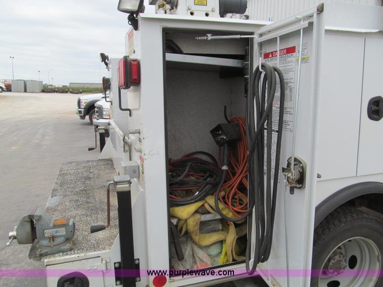 image for item F4608 2007 Ford F550 Super Duty service truck