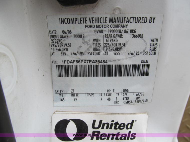 image for item F4608 2007 Ford F550 Super Duty service truck