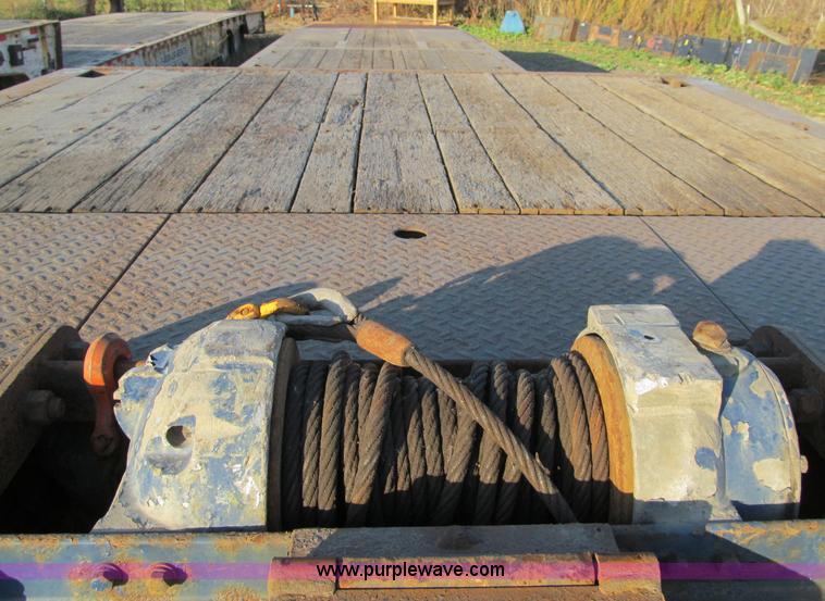 image for item F5532 2005 Trail-Eze TE80HT 48' trailer