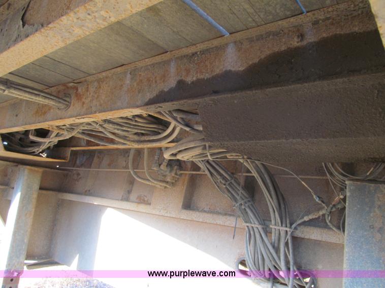 image for item F5532 2005 Trail-Eze TE80HT 48' trailer