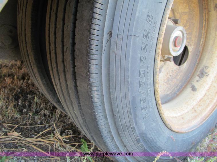 image for item F5532 2005 Trail-Eze TE80HT 48' trailer