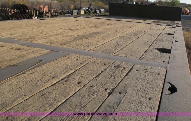 image for item F5532 2005 Trail-Eze TE80HT 48' trailer