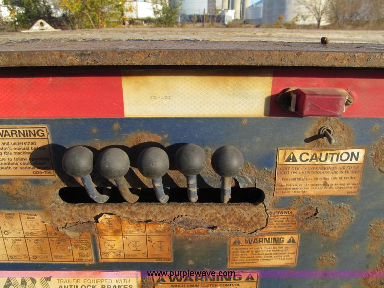 image for item F5532 2005 Trail-Eze TE80HT 48' trailer